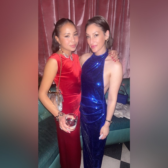 Meet your Posher, Ariel - Picture 5 of 5